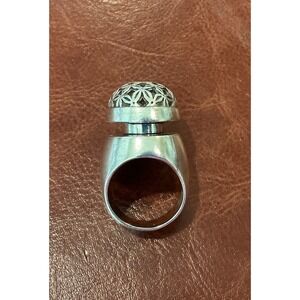 Michael Dawkins Sterling Silver Dome Ring Floral Design Size 7‎
